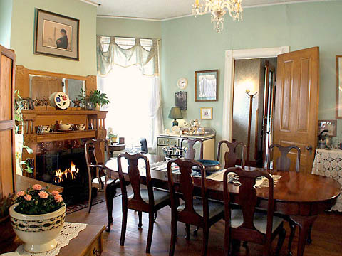 The Inn at Ludington dining room